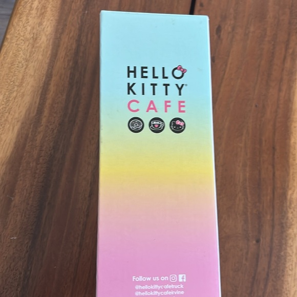 Hello Kitty, water bottle  - Picture 11 of 11